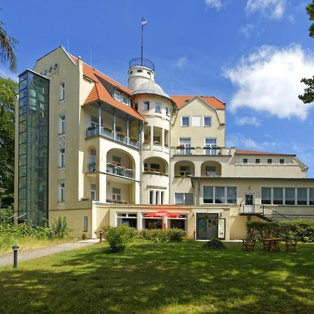 Waldschloss Parow Koserow Luaran gambar